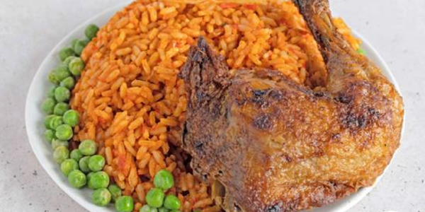 Jollof Rice & Chicken with Green Peas